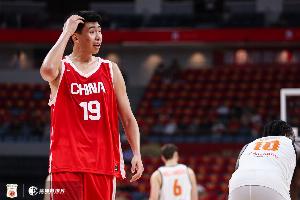 媒体人:明日可试徐昕,对方内线高柏凯活动范围限于油漆区