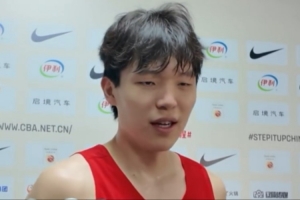 杨瀚森：今晚场上全力拼搏，共同训练磨合成默契