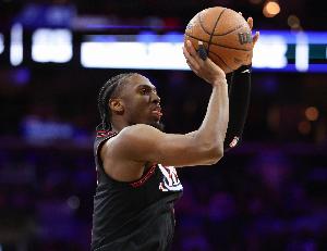 76人队交易获得杰伦·布朗!马克西:NBA重施故伎