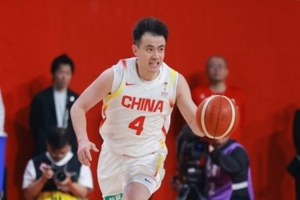 赵继伟谈霍金森：已尽所能防御，但仍未能成功